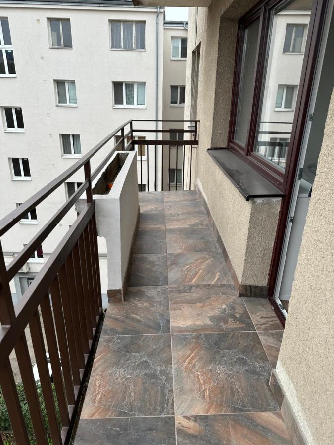 Medena Apartment Old Town With Free Parking ブラチスラヴァ エクステリア 写真