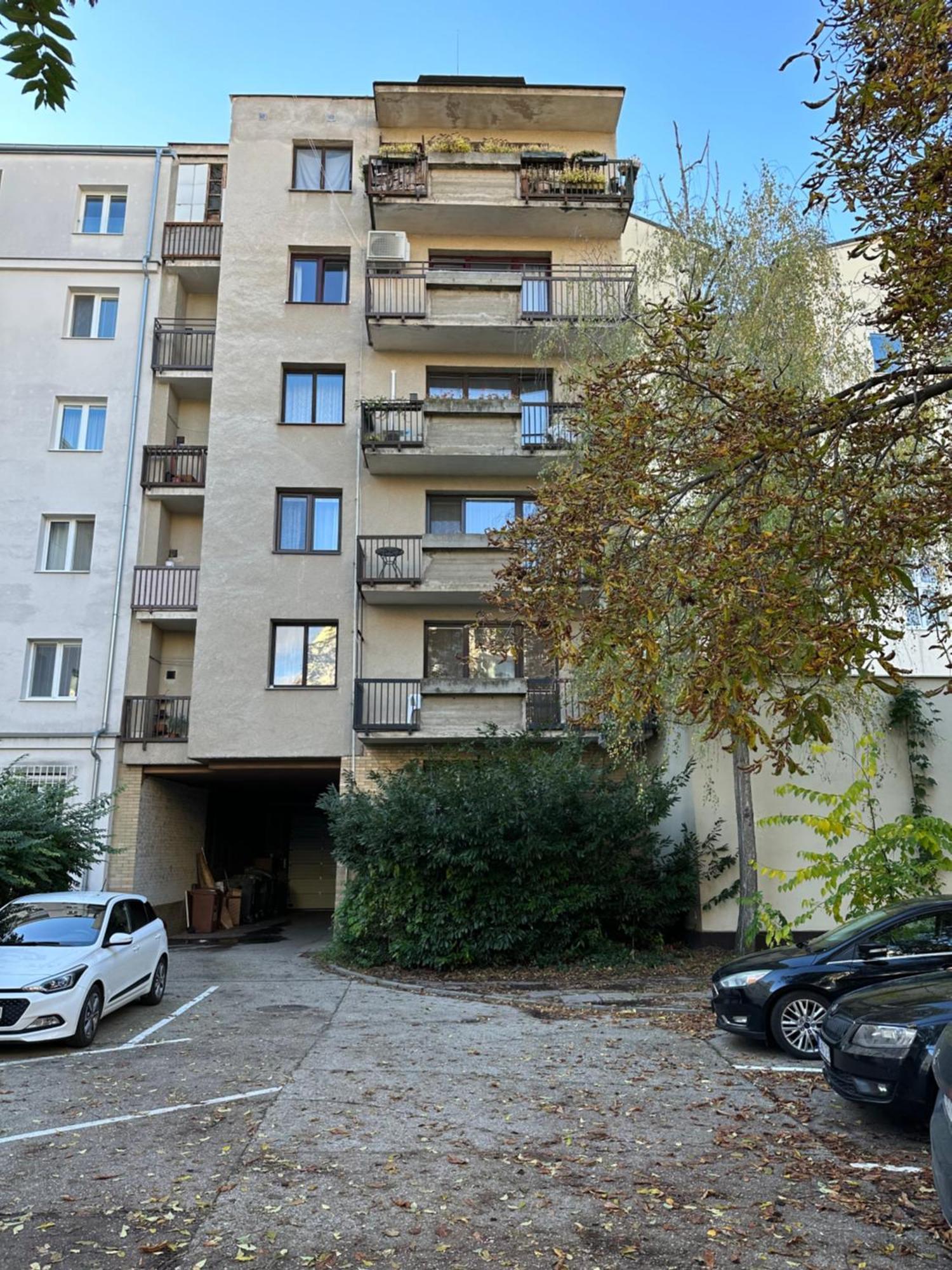 Medena Apartment Old Town With Free Parking ブラチスラヴァ エクステリア 写真